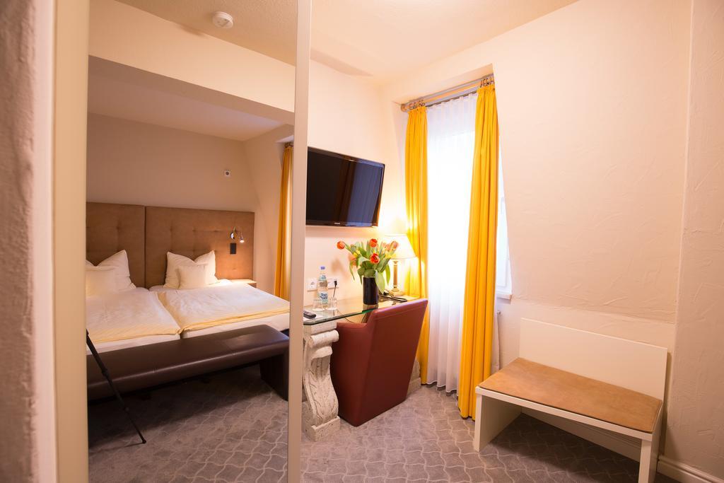 Hotel Heidelberger Hof الغرفة الصورة